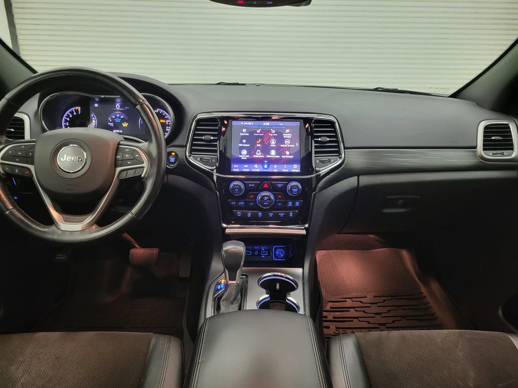 Used 2020 Jeep Grand Cherokee Laredo w/ Quick Order Package 2BN North image 42