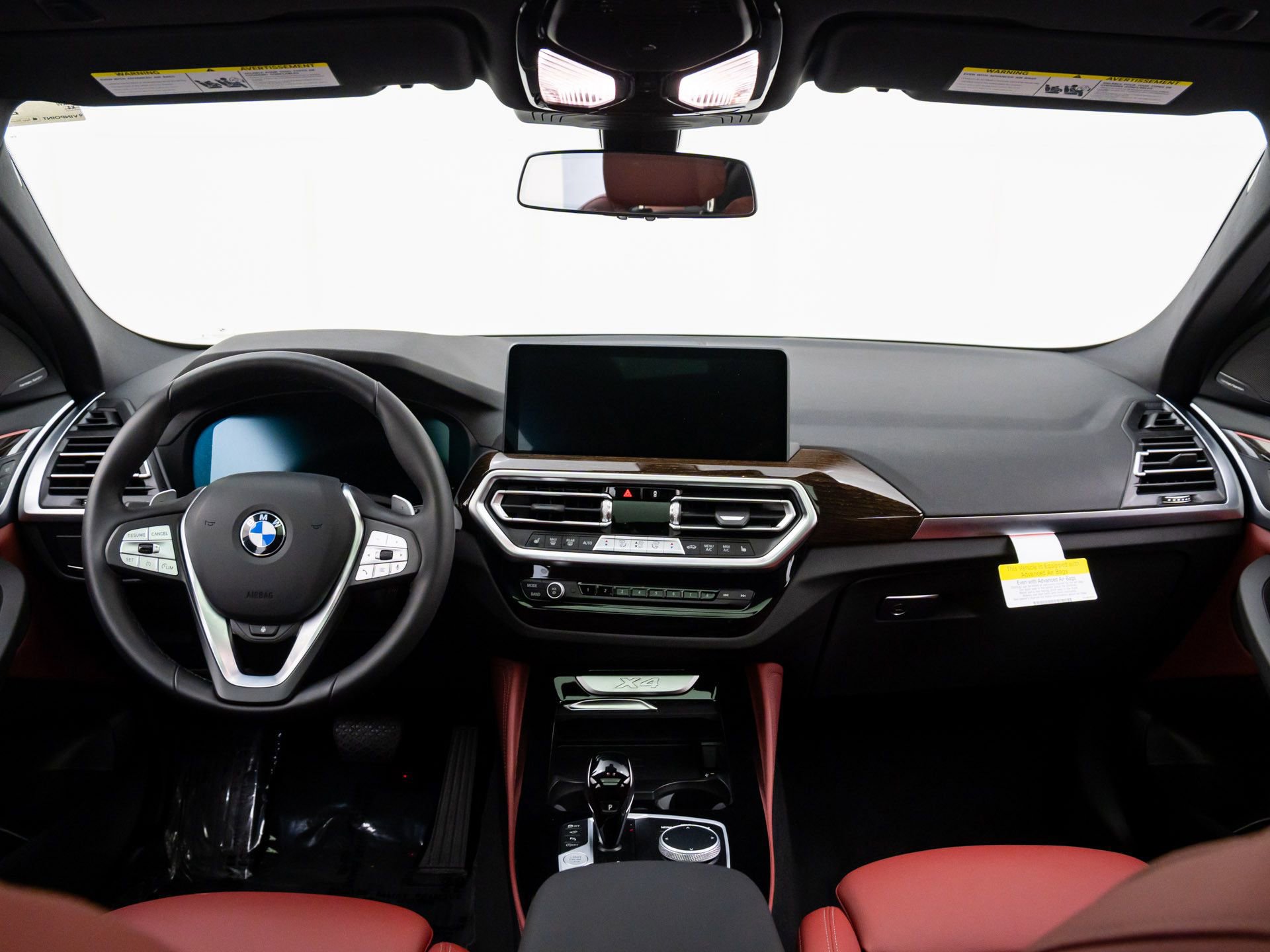 Certified 2025 BMW X4 xDrive30i w/ Premium Package image 10