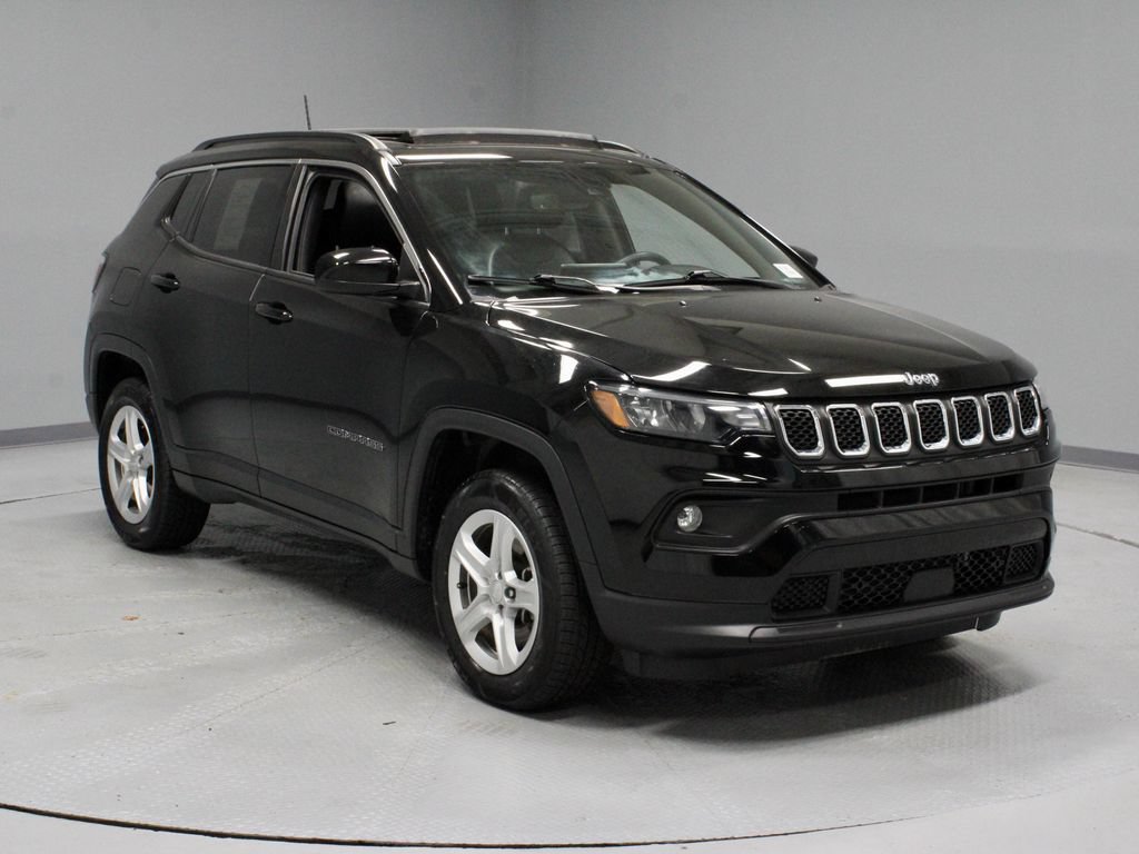 Used 2023 Jeep Compass Latitude w/ Sun and Sound Group
