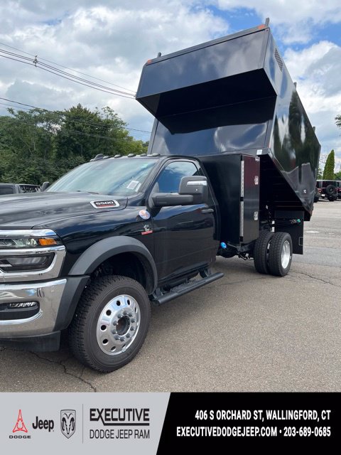 New 2026 RAM 5500 Tradesman AWD/4WD image 10