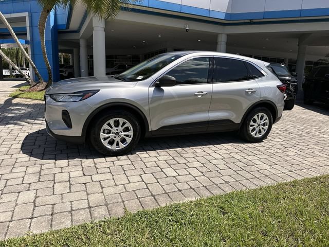 Used 2023 Ford Escape Active FWD image 31
