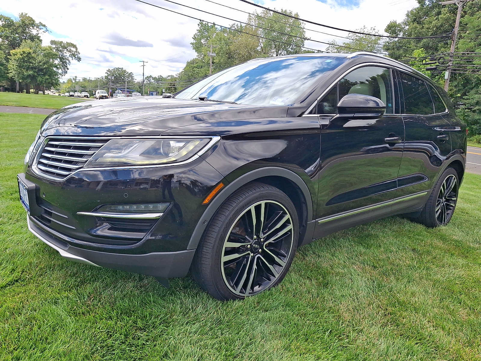 Used 2017 Lincoln MKC Reserve AWD/4WD image 3