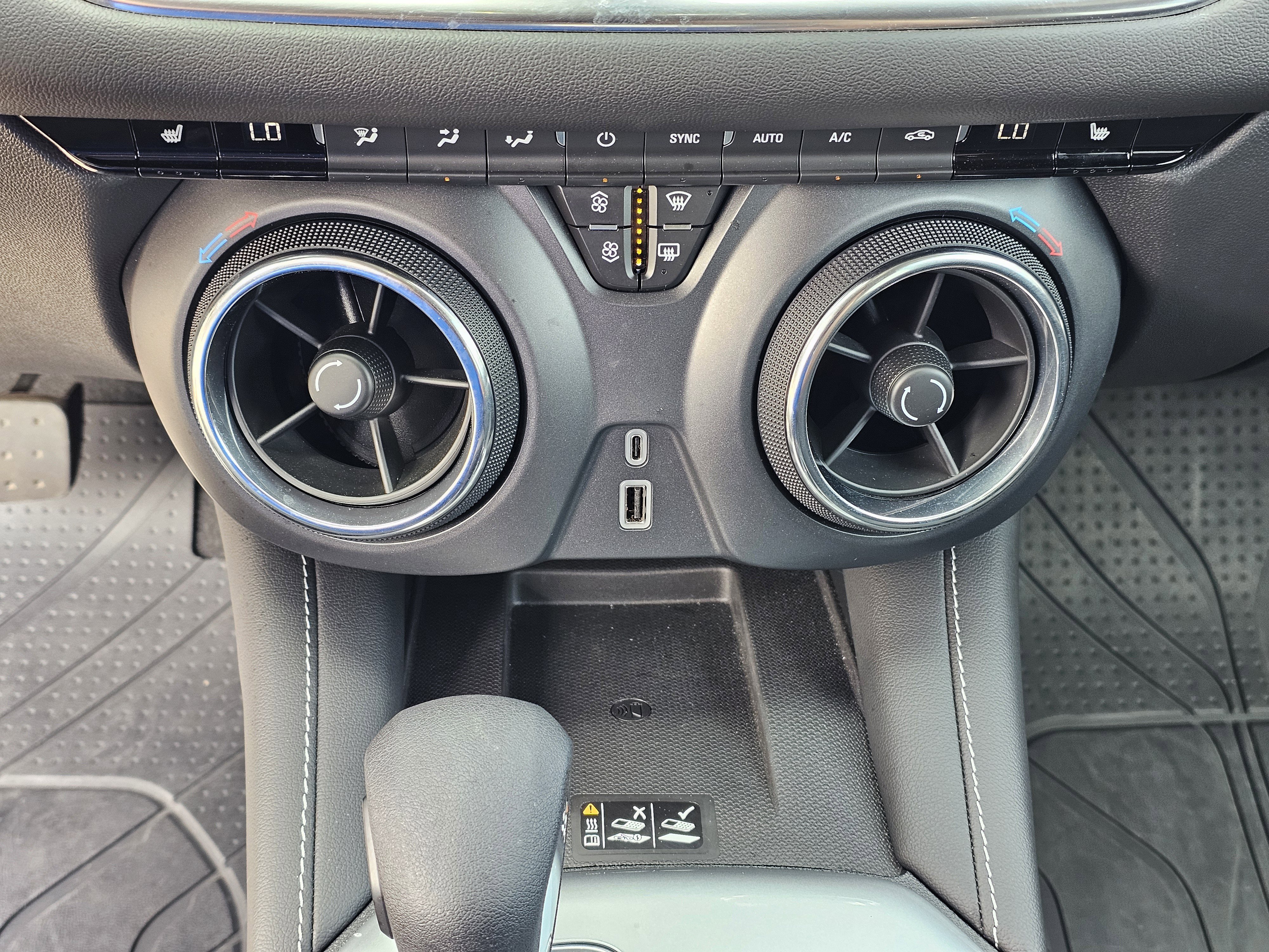 Used 2024 Chevrolet Blazer LT w/ Convenience Package image 29