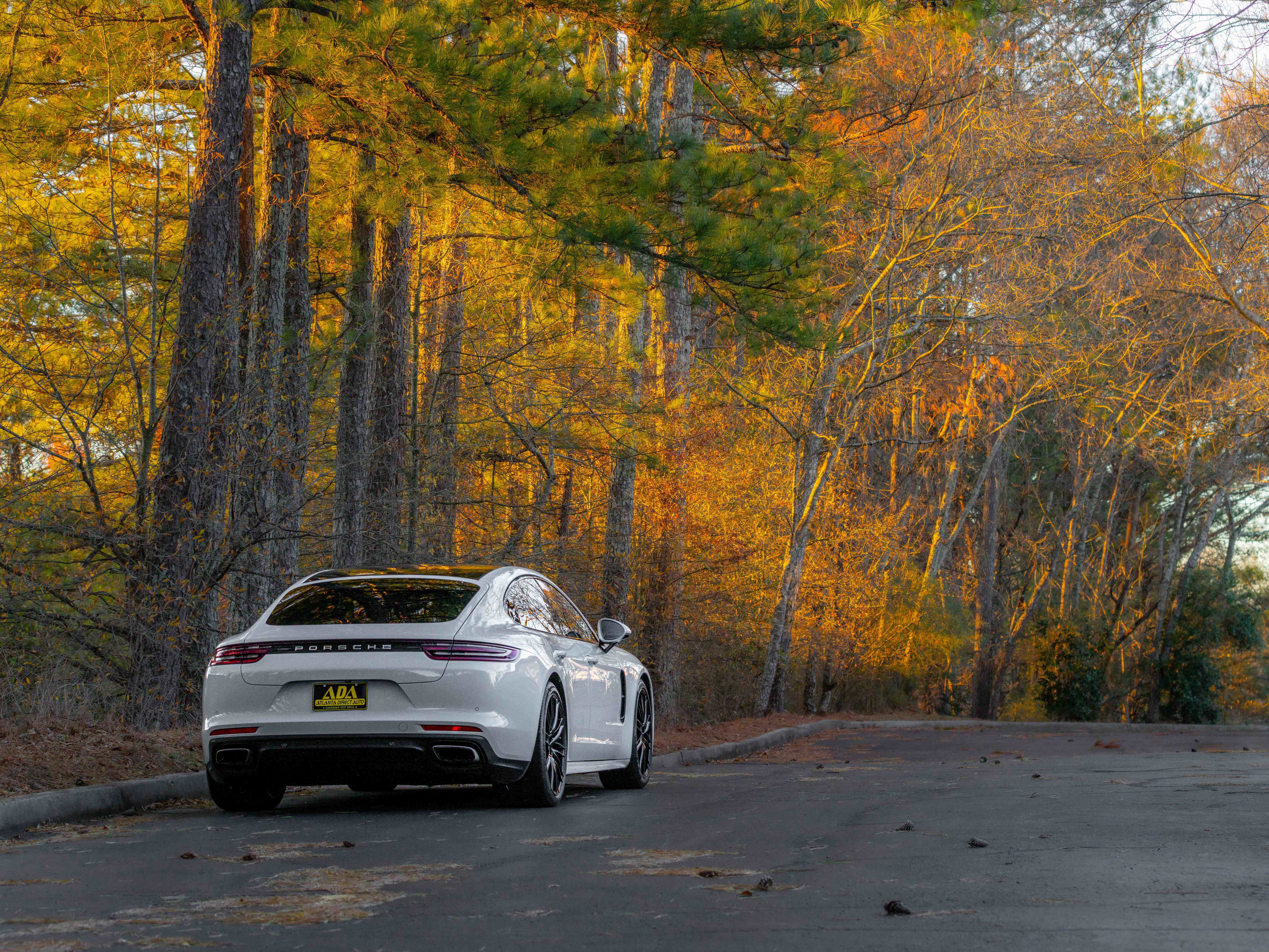 Used 2017 Porsche Panamera image 44