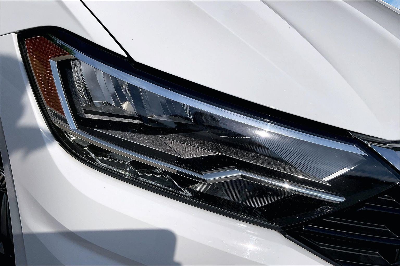 Used 2019 Volkswagen Jetta R-Line w/ R-Line Cold Weather Package FWD image 27