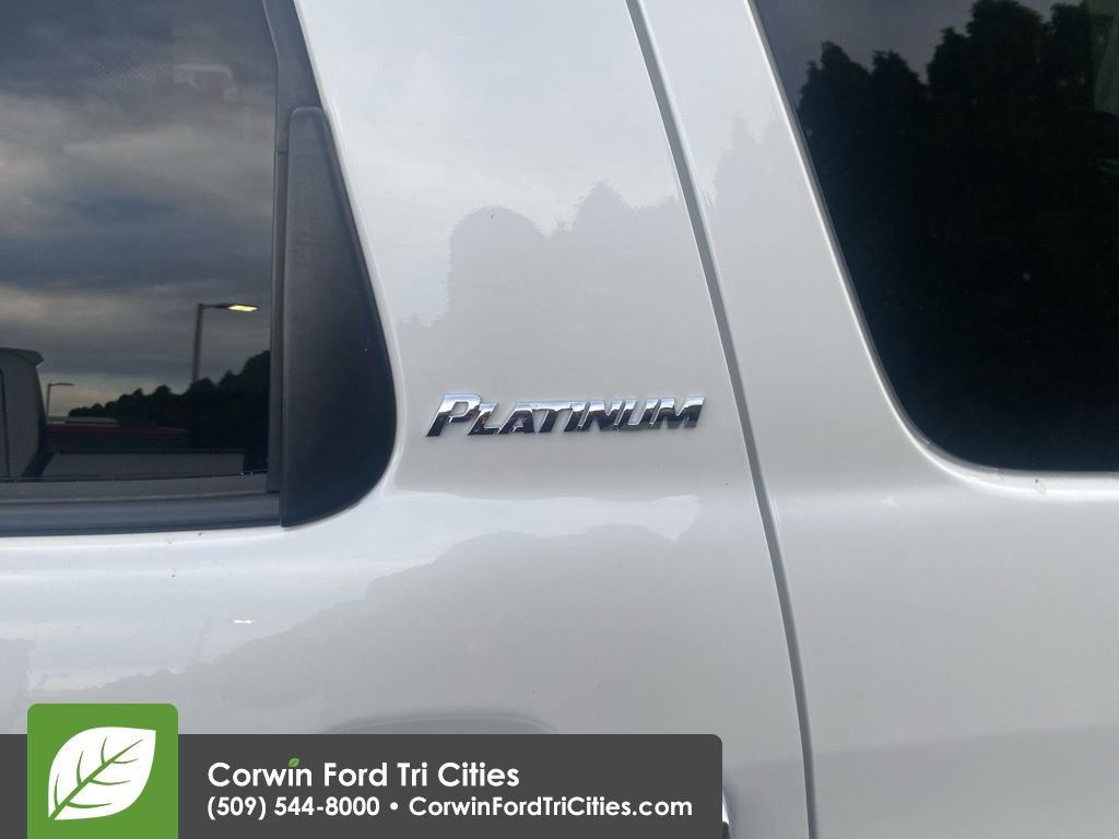 Used 2019 Toyota Sequoia Platinum AWD/4WD image 12