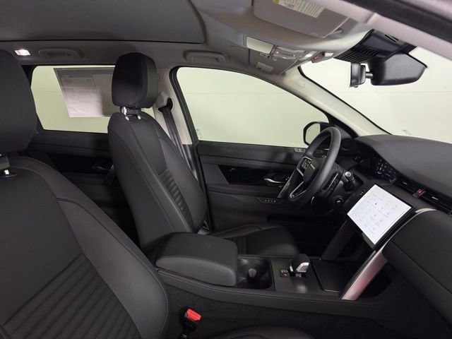 Certified 2025 Land Rover Discovery Sport S image 34