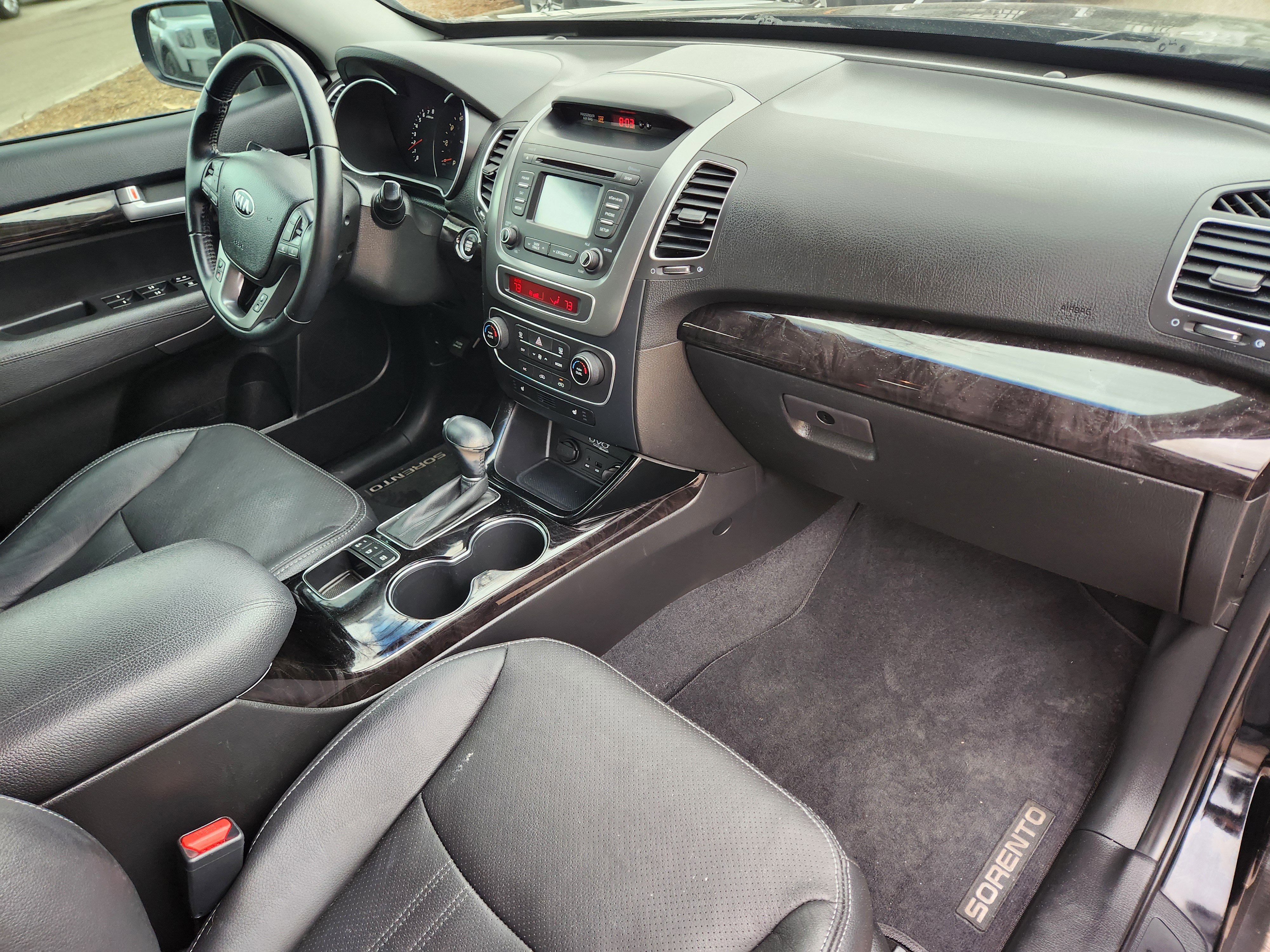 Used 2015 Kia Sorento EX image 15