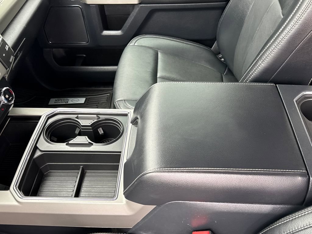 Used 2022 Ford F250 Lariat w/ Black Appearance Package image 28