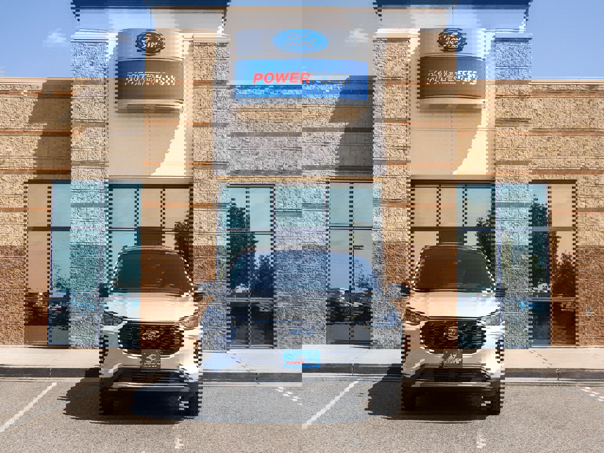 New 2025 Ford Escape ST-Line w/ Tech Pack #1 image 3