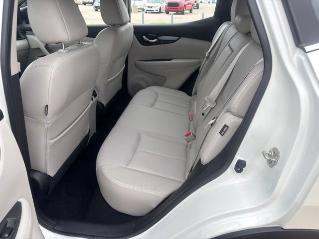 Used 2022 Nissan Rogue Sport SL FWD image 25