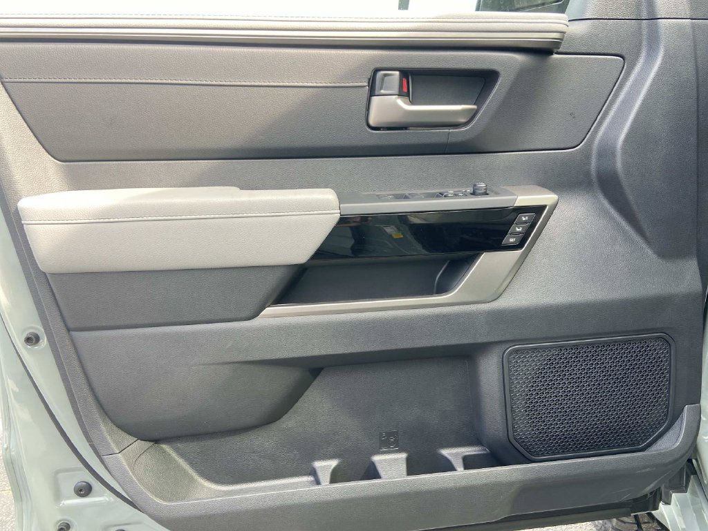 New 2026 Toyota Tundra Limited AWD/4WD image 21