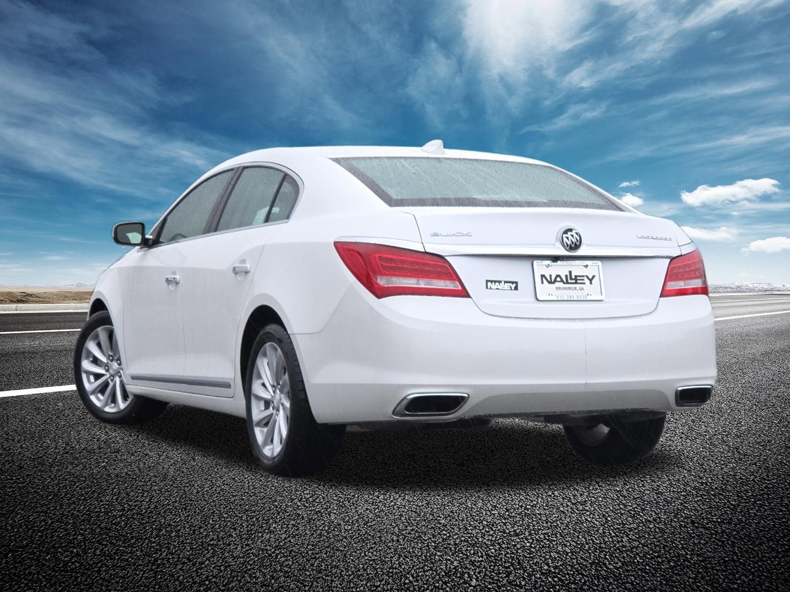 Used 2016 Buick LaCrosse FWD image 12