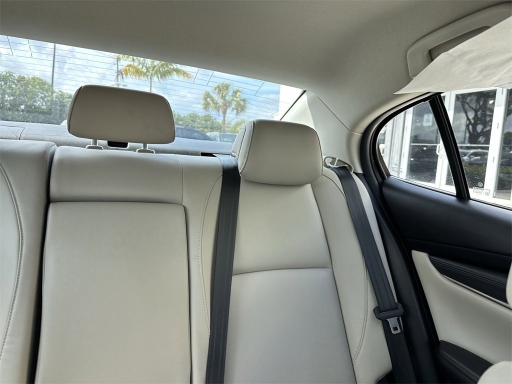 Used 2019 MAZDA MAZDA3 Sedan w/ Preferred Package image 20