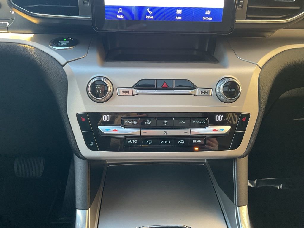 Used 2021 Ford Explorer XLT w/ Equipment Group 202A image 16