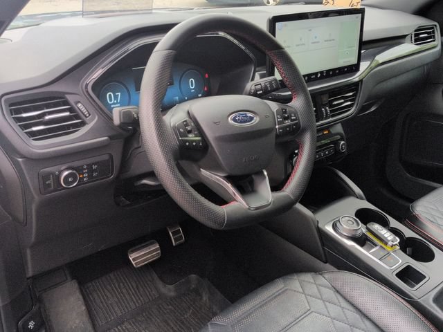 Used 2023 Ford Escape ST-Line Elite w/ Premium Technology Package AWD/4WD image 12