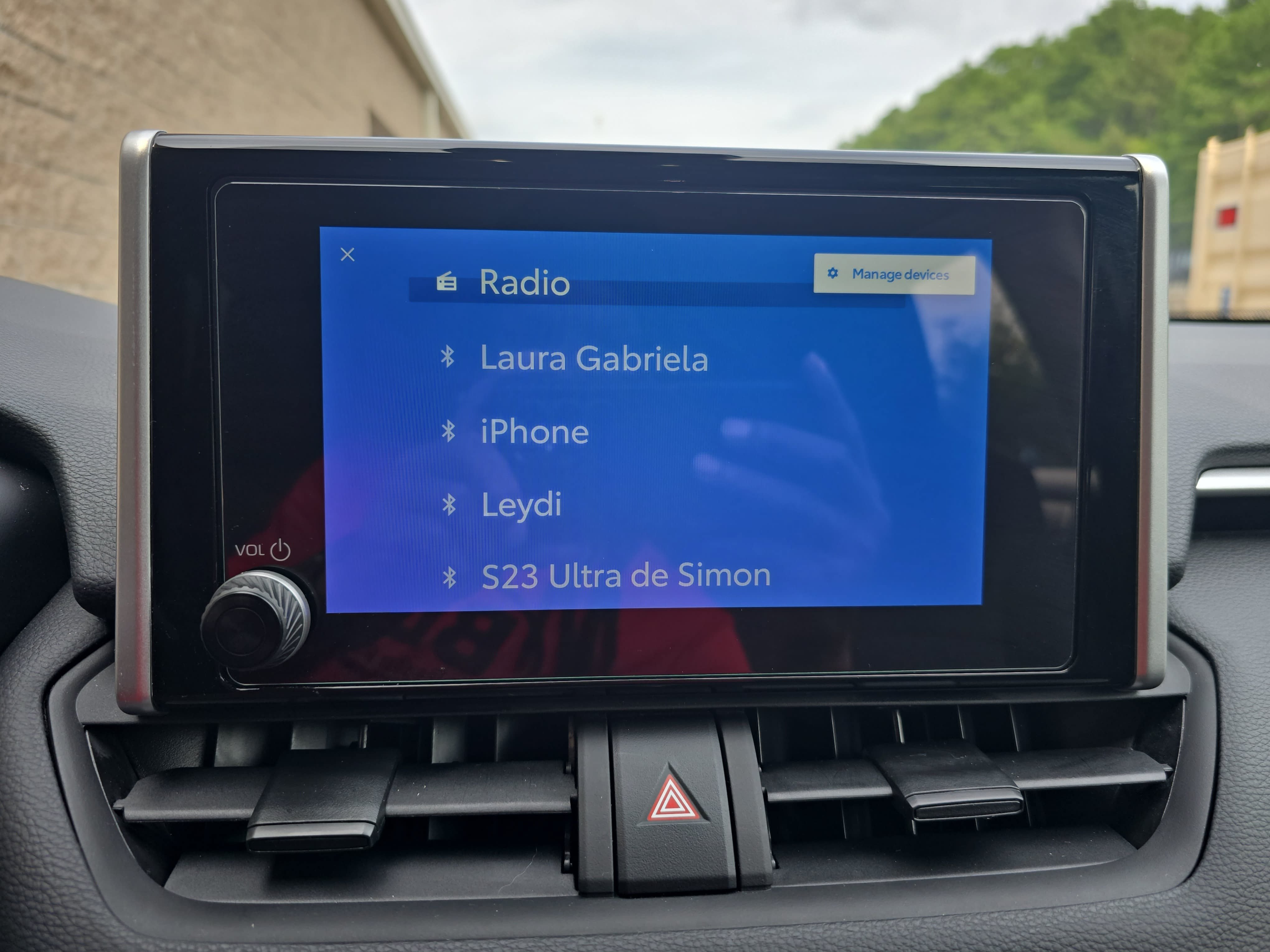 Used 2025 Toyota RAV4 XLE w/ Convenience Package FWD image 21