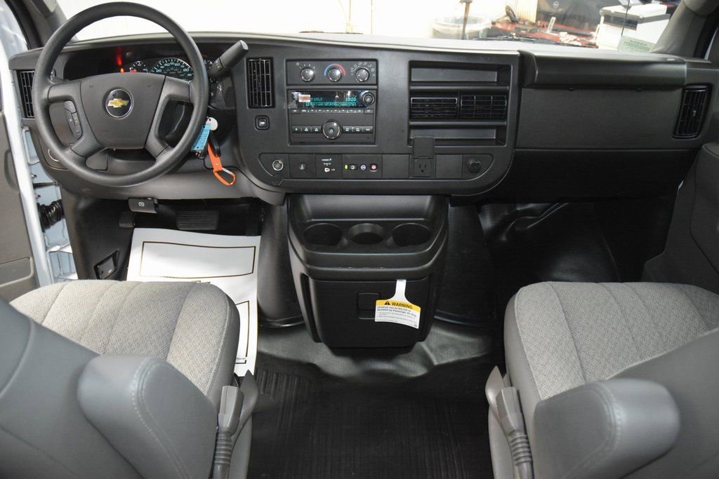 New 2025 Chevrolet Express 3500 w/ Power Convenience Package RWD image 18