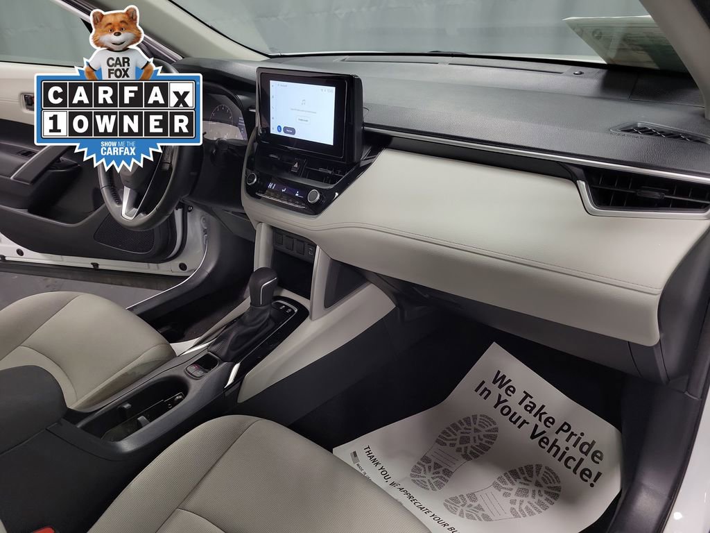 Used 2023 Toyota Corolla Cross LE w/ Moonroof Package image 25