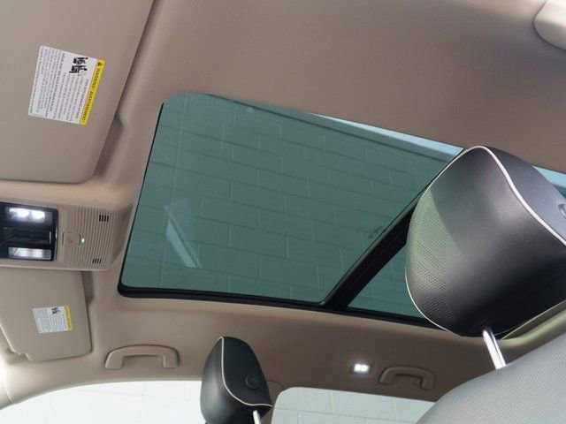 Used 2025 Volkswagen Atlas SEL Premium R-Line image 31