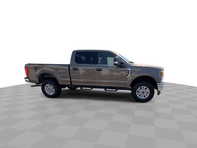 Used 2018 Ford F250 XLT AWD/4WD image 9