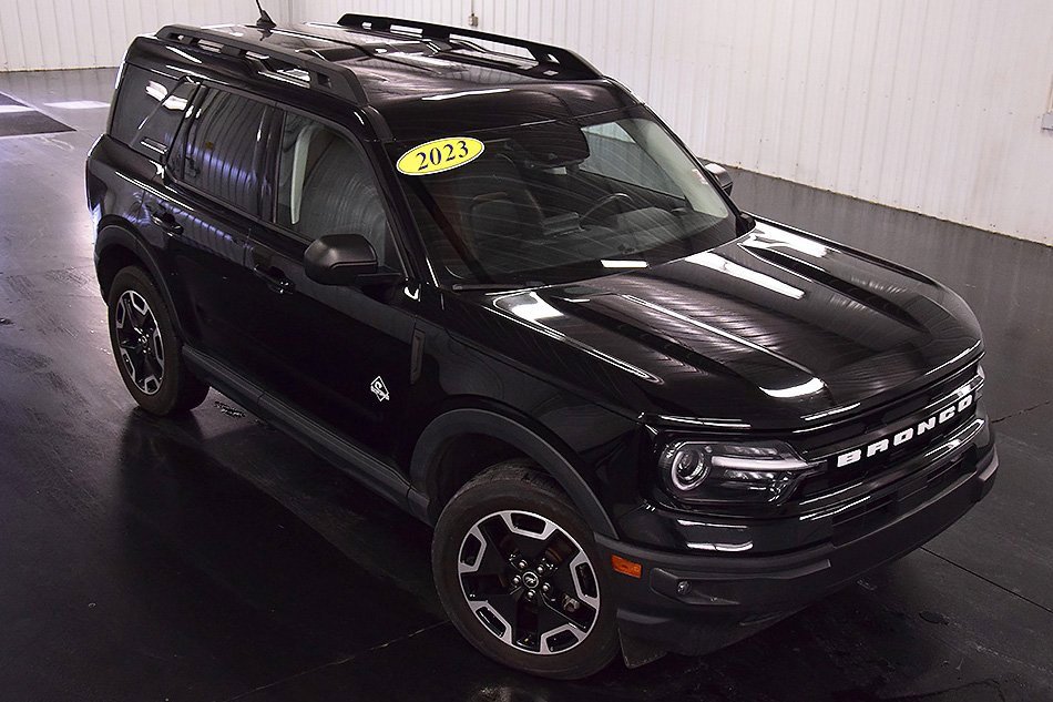 Used 2023 Ford Bronco Sport Outer Banks w/ Tech Package image 9