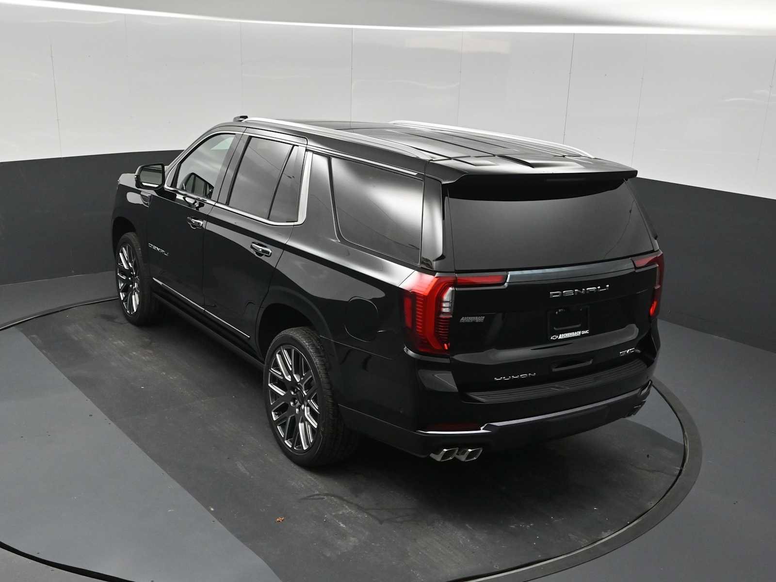 New 2027 GMC Yukon Denali Ultimate AWD/4WD image 14