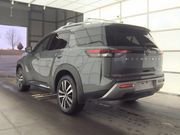 Used 2024 Nissan Pathfinder Platinum w/ Cargo Package image 4