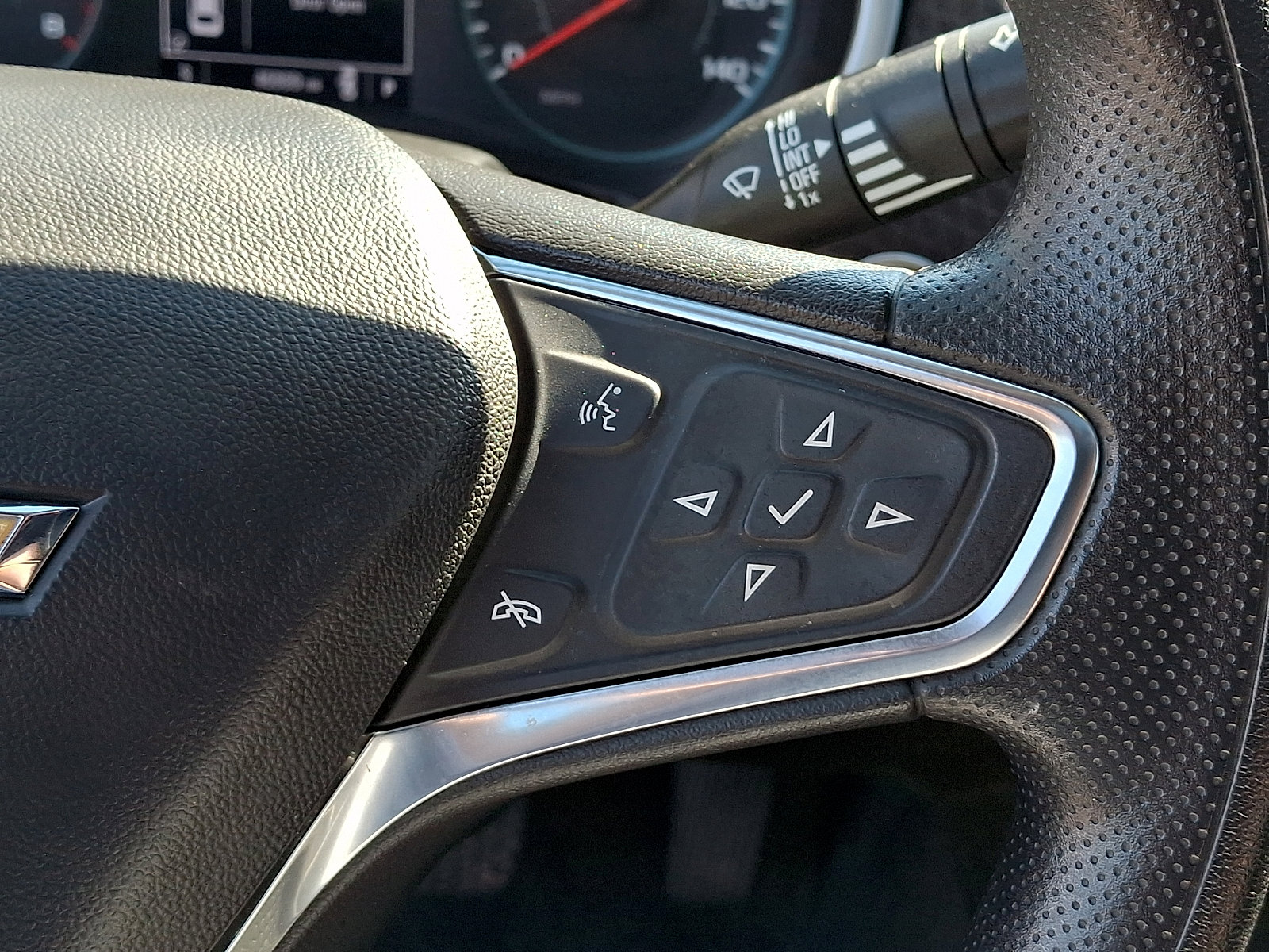 Used 2024 Chevrolet Malibu LT FWD image 24