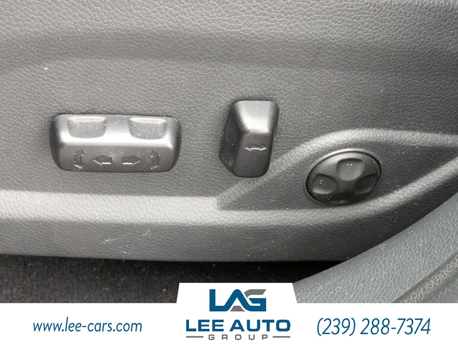 Used 2013 Hyundai Santa Fe Sport 2.0T w/ Technology Pkg FWD image 16