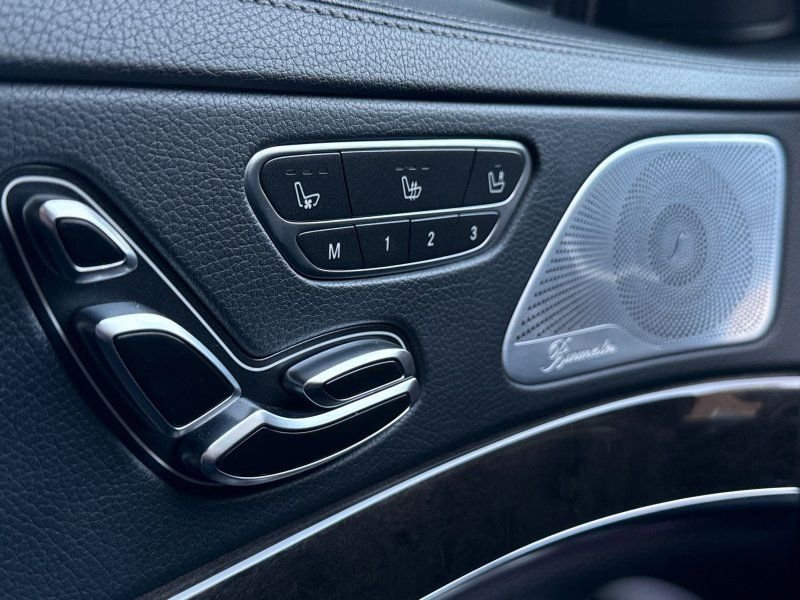 Used 2014 Mercedes-Benz S 550 Sedan image 16