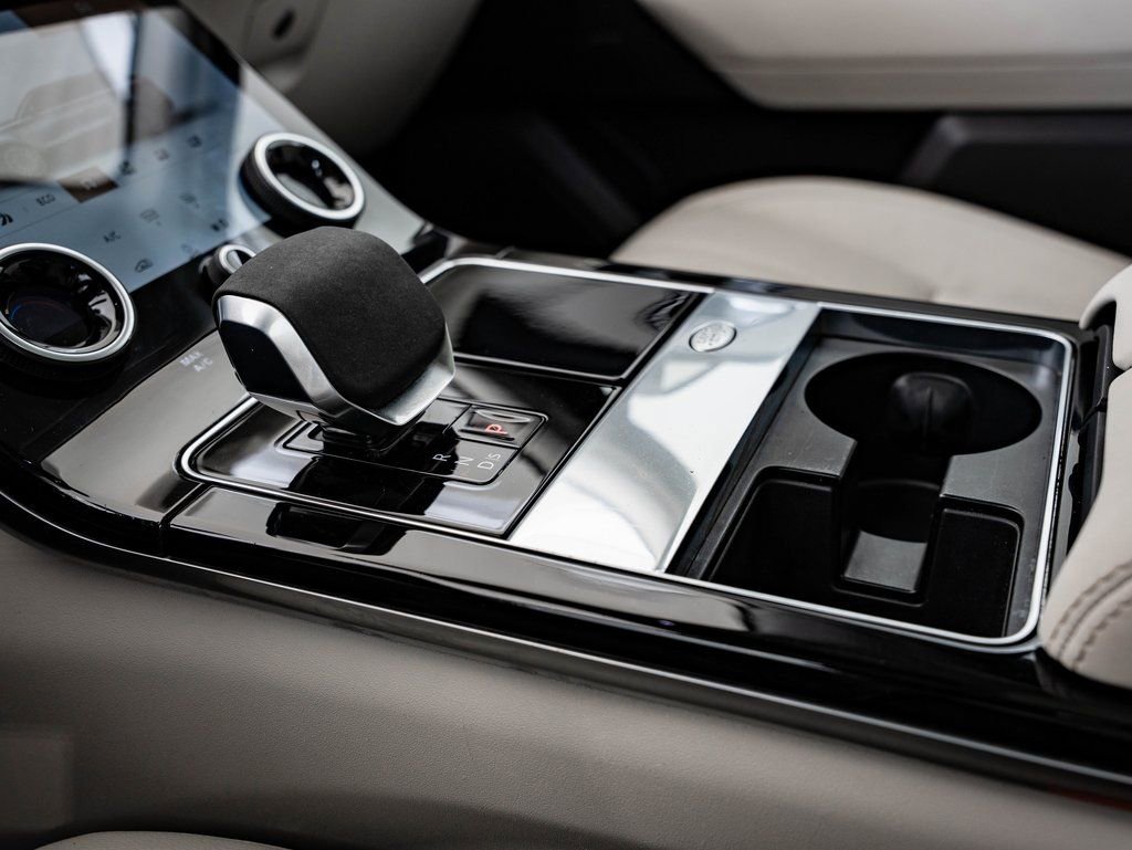 Used 2023 Land Rover Range Rover Velar R-Dynamic S AWD/4WD image 38