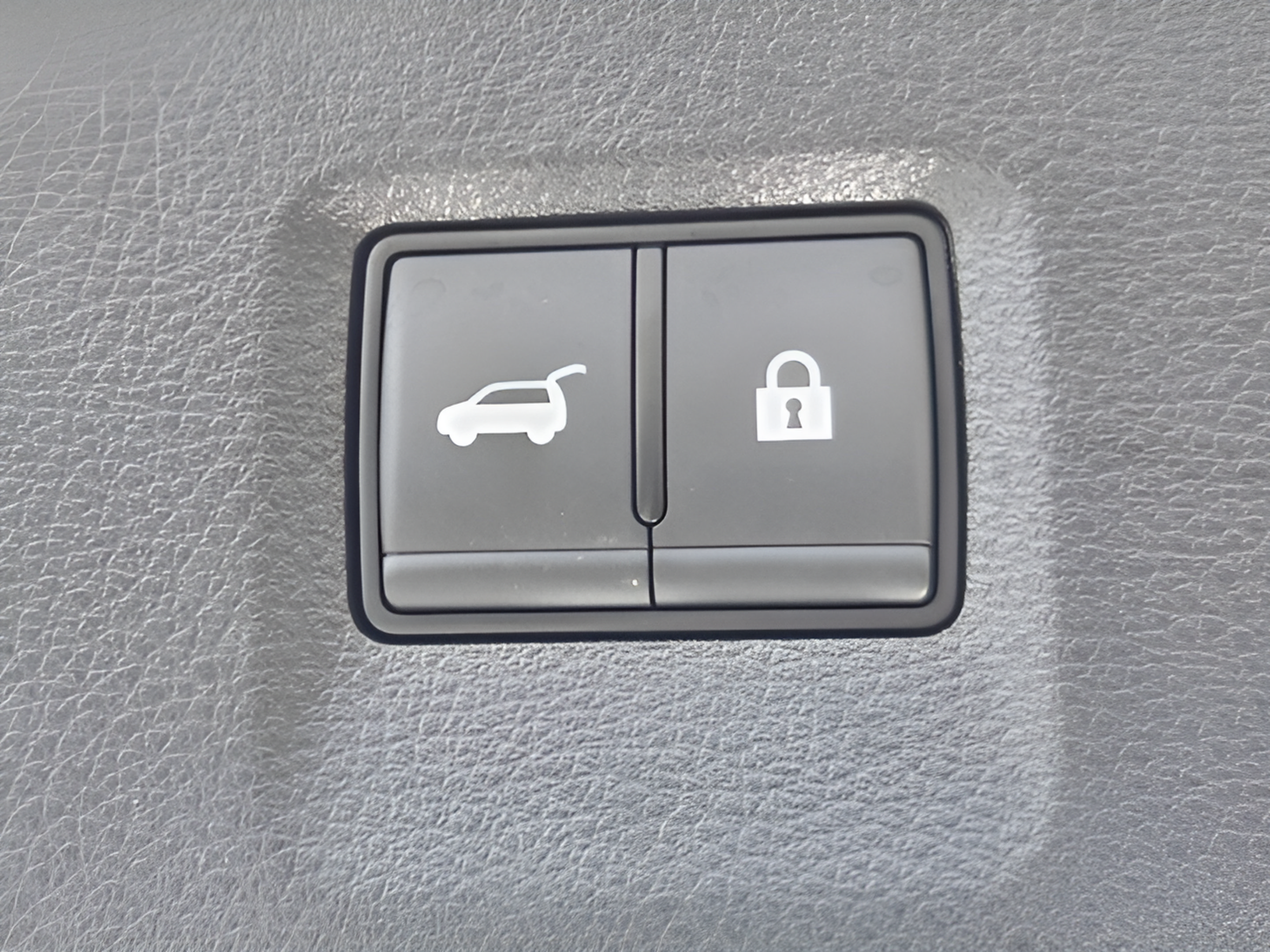 Used 2023 INFINITI QX60 Luxe w/ Cargo Package FWD image 27