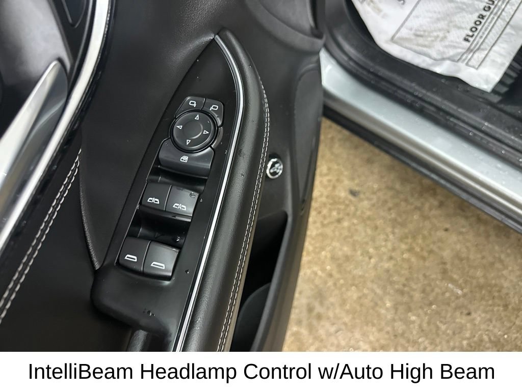 Used 2023 Buick Envision Preferred AWD/4WD image 37