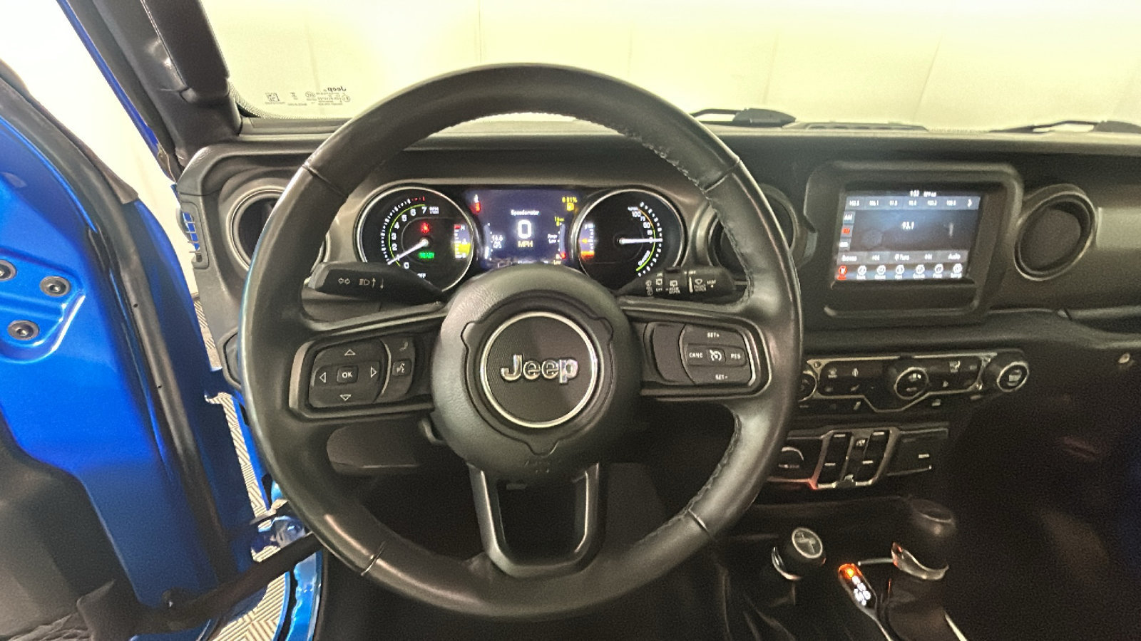 Used 2023 Jeep Wrangler Unlimited w/ Cold Weather Group AWD/4WD image 17
