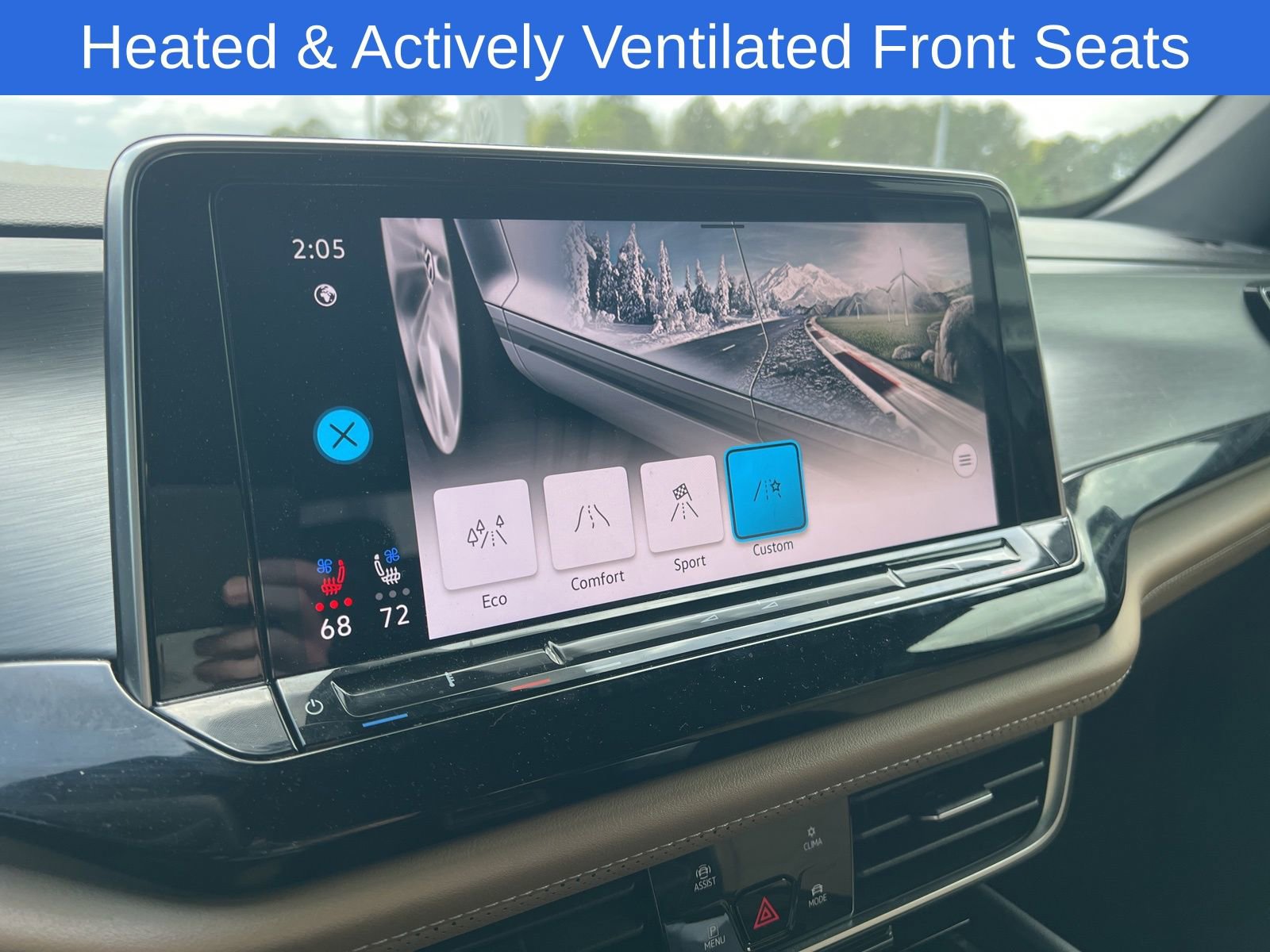 Used 2024 Volkswagen Atlas Cross Sport SE w/ Panoramic Sunroof Package image 12