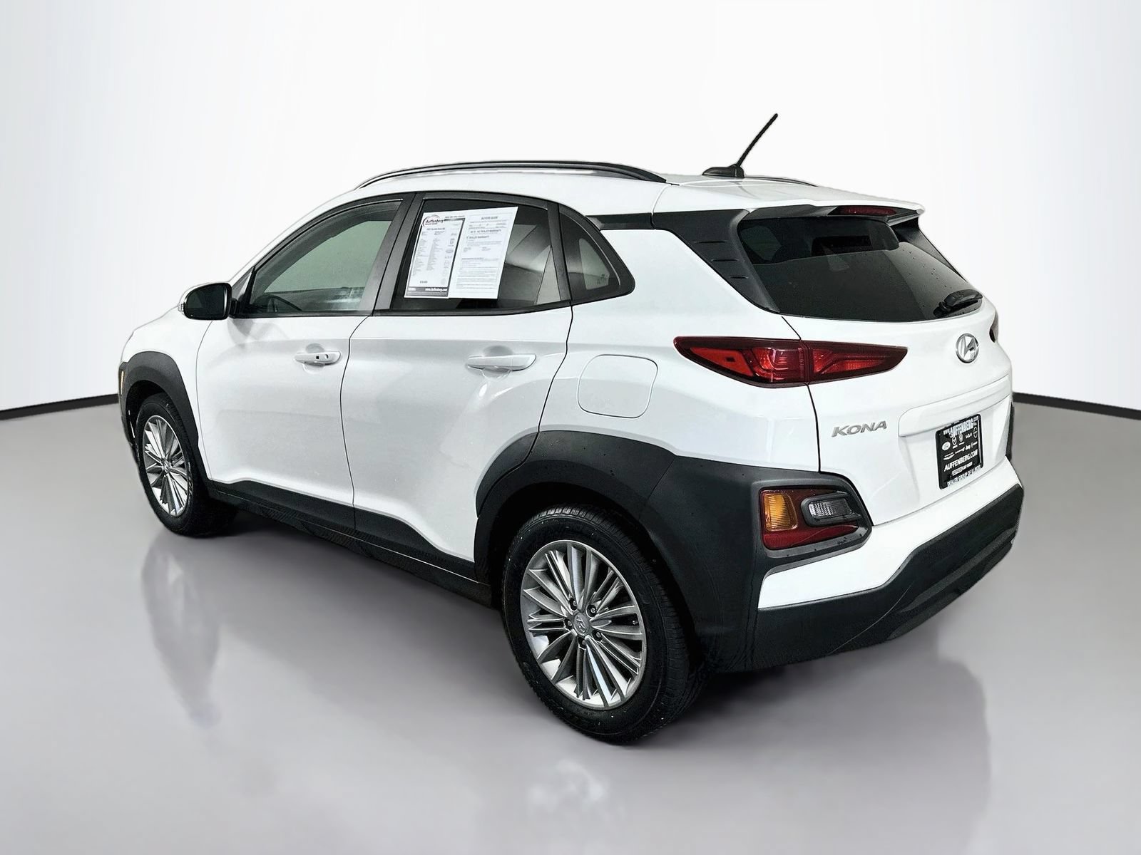 Used 2021 Hyundai Kona SEL FWD image 5