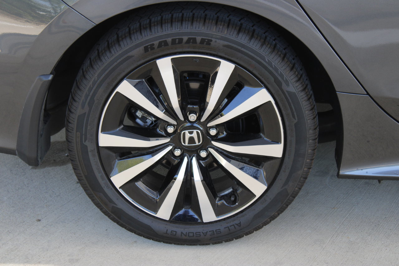 Used 2024 Honda Civic EX image 7
