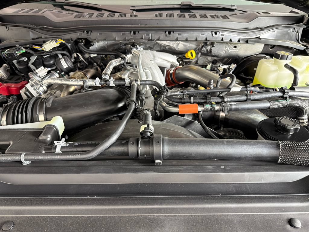 New 2026 Ford F350 Platinum w/ Platinum Plus Package AWD/4WD image 26