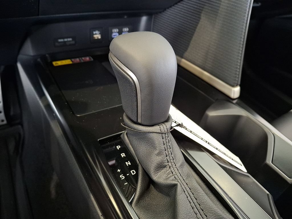 New 2026 Toyota Camry SE w/ Convenience Package FWD image 16