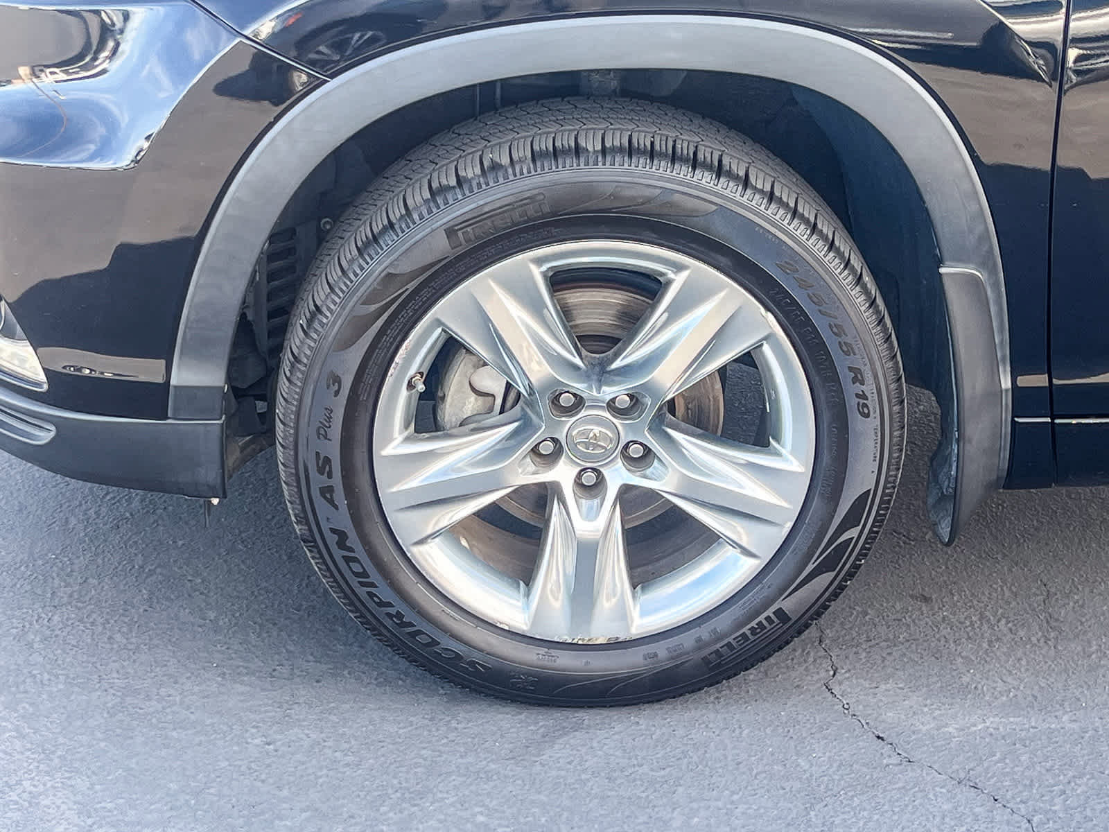 Used 2014 Toyota Highlander Limited Platinum image 9