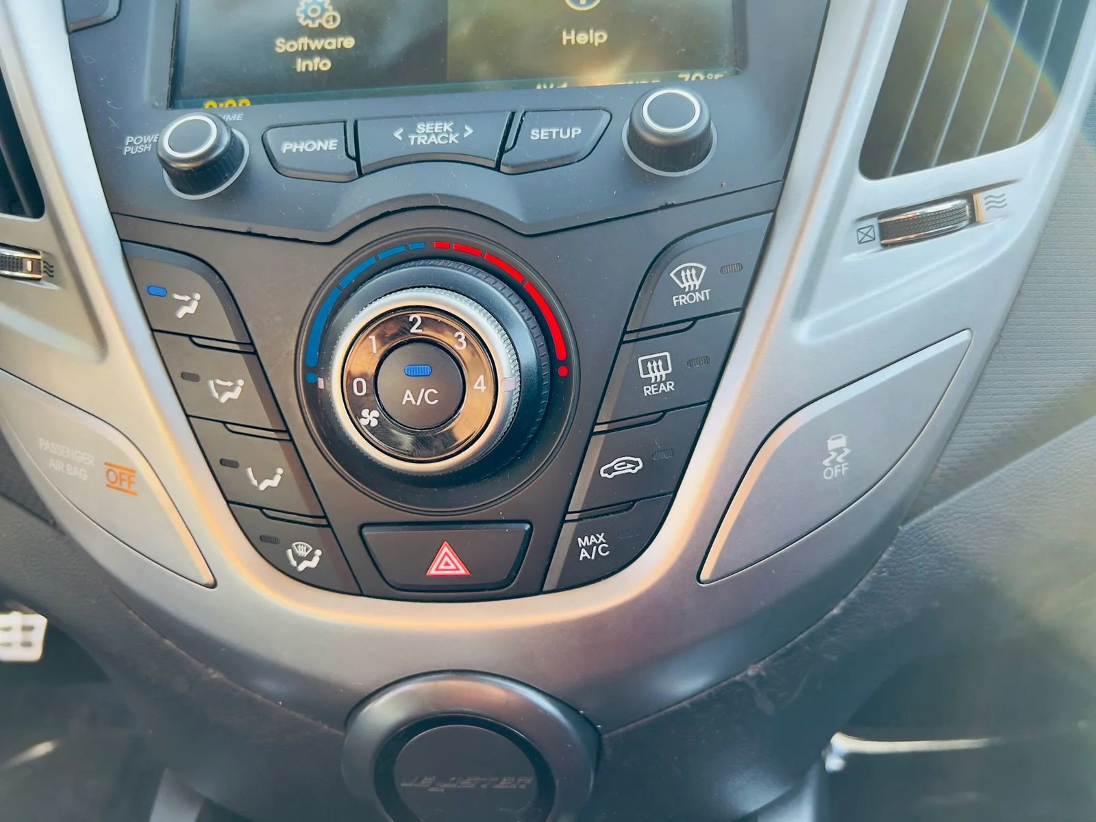 Used 2014 Hyundai Veloster Turbo R-Spec image 30