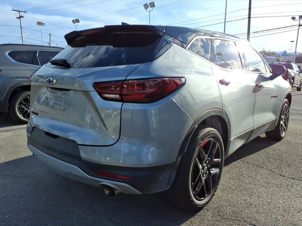 Used 2023 Chevrolet Blazer LT w/ Driver Confidence Package image 4