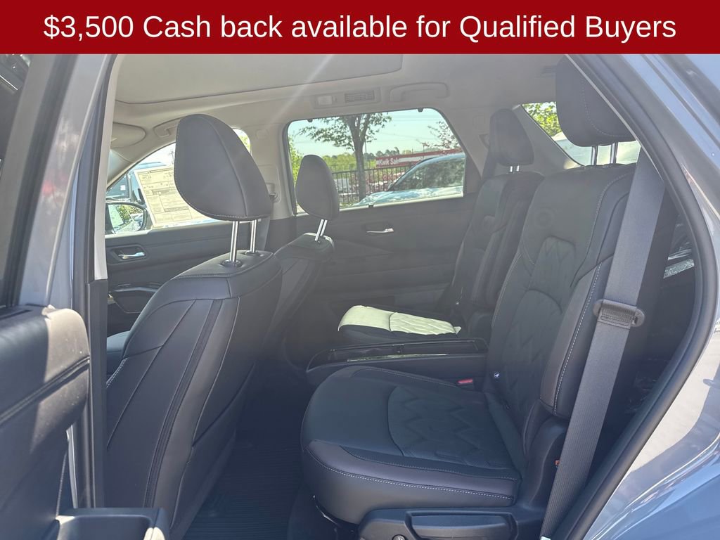 New 2026 Nissan Pathfinder Platinum image 26