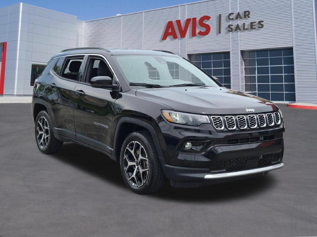 Used 2025 Jeep Compass Limited AWD/4WD image 3