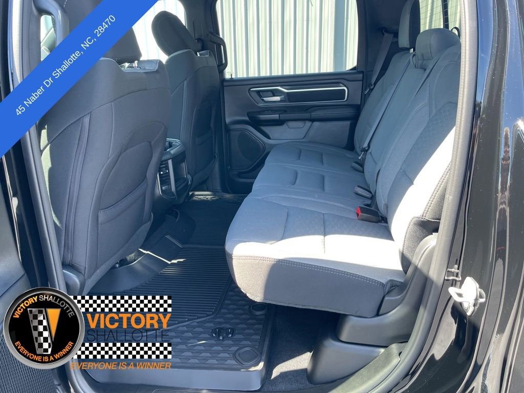 New 2026 RAM 1500 4x4 Crew Cab image 16