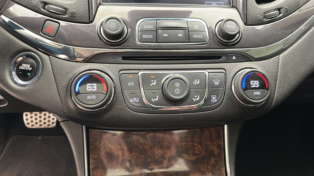 Used 2015 Chevrolet Impala LT FWD image 18