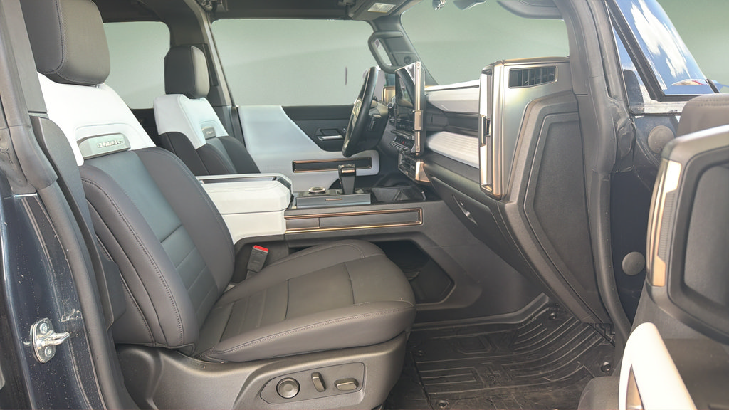 Used 2025 GMC Hummer EV 3X AWD/4WD image 11