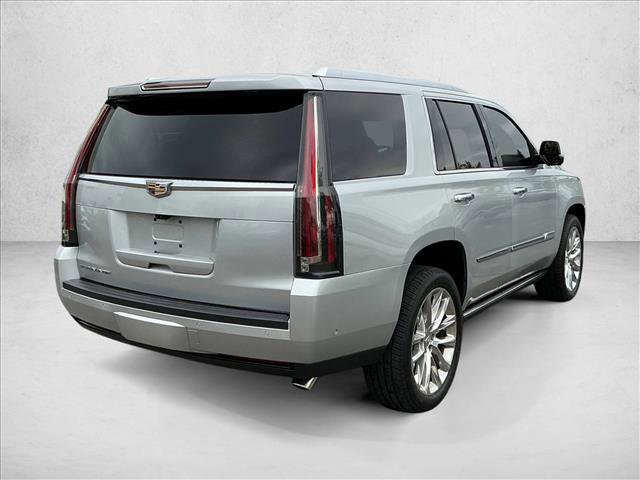 Used 2017 Cadillac Escalade Premium Luxury AWD/4WD image 5