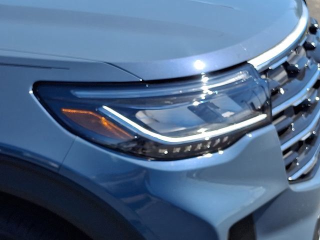 Used 2025 Ford Explorer Active w/ Active Comfort Package RWD image 29